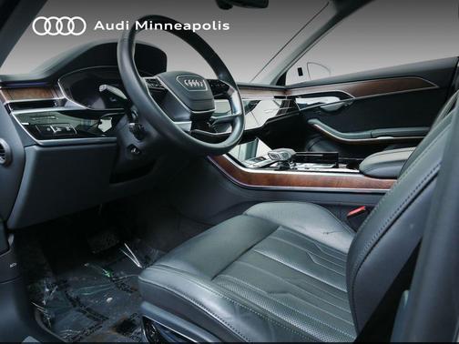 2022 Audi A8 L 55 TFSI quattro Tiptronic