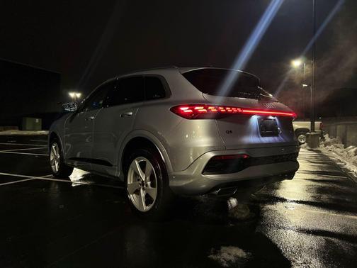 2025 Audi Q5 Premium Plus TFSI quattro S tronic