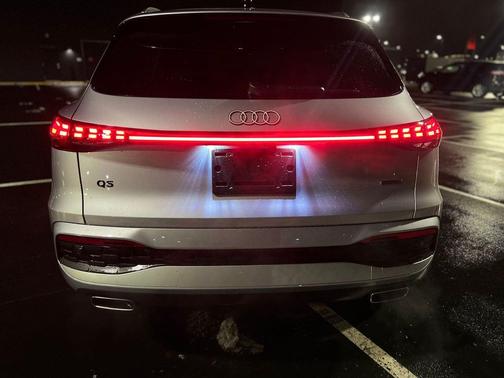 2025 Audi Q5 Premium Plus TFSI quattro S tronic
