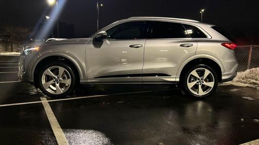 2025 Audi Q5 Premium Plus TFSI quattro S tronic