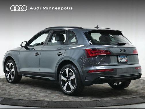 2023 Audi Q5 45 S line Premium Plus