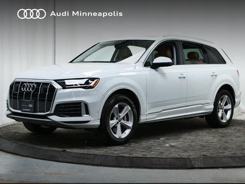 2024 Audi Q7 45 Premium