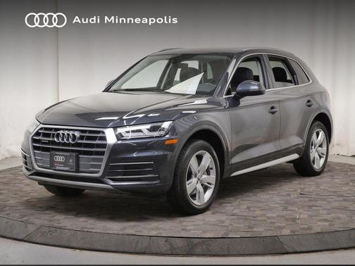 Manhattan Gray Metallic 2018 Audi Q5 2.0T Tech Premium
