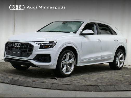 2023 Audi Q8 55 Premium Plus
