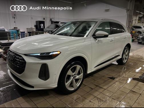 2025 Audi Q5 Premium Plus TFSI quattro S tronic