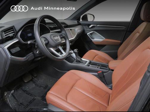 Mythos Black Metallic 2020 Audi Q3 45 S line Premium