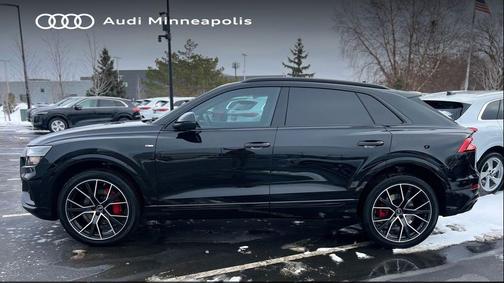 2023 Audi Q8 55 Premium Plus