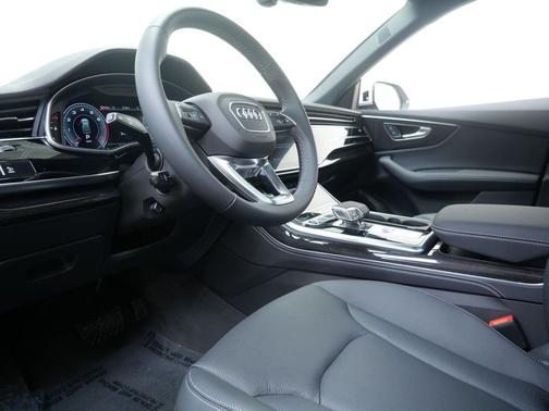 2026 Audi Q8 55 Premium Plus