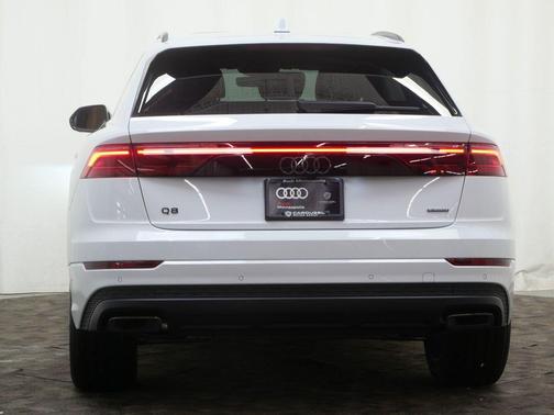2026 Audi Q8 55 Premium