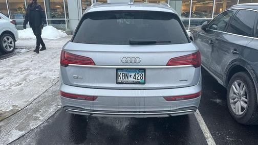 2023 Audi Q5 40 Premium Plus