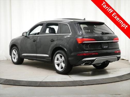 2025 Audi Q7 55 Premium