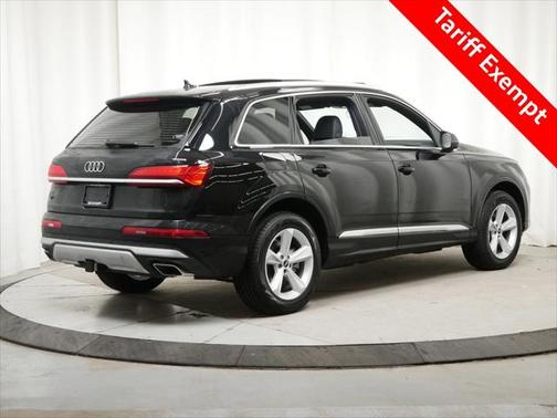 2025 Audi Q7 55 Premium