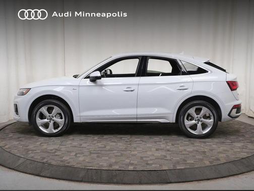 Glacier White Metallic 2023 Audi Q5 45 S line Premium Plus