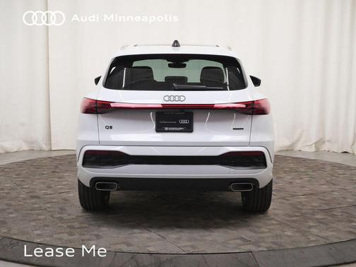 Arkona White 2025 Audi Q5 Premium TFSI quattro S tronic
