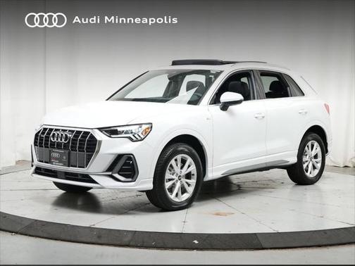 2024 Audi Q3 45 S line Premium Plus