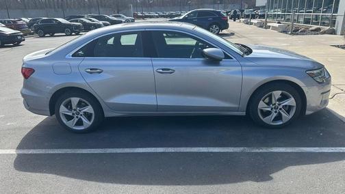 Florett Silver Metallic 2023 Audi A3 Premium