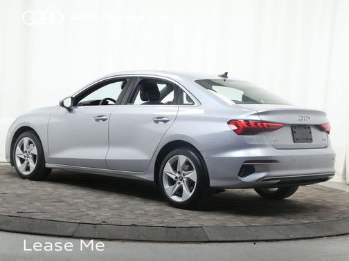 Florett Silver Metallic 2023 Audi A3 Premium