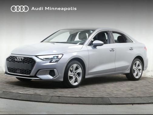 Florett Silver Metallic 2023 Audi A3 Premium