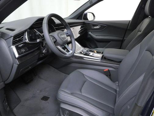 Waitomo Blue Metallic 2026 Audi Q8 55 Premium Plus