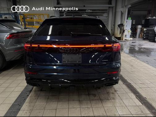 2025 Audi Q8 55 Premium Plus