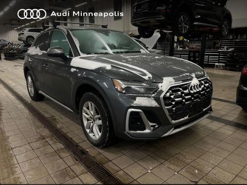 2023 Audi Q5 45 S line Premium