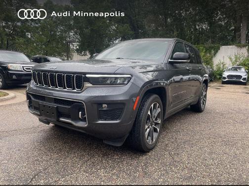 2022 Jeep Grand Cherokee Overland