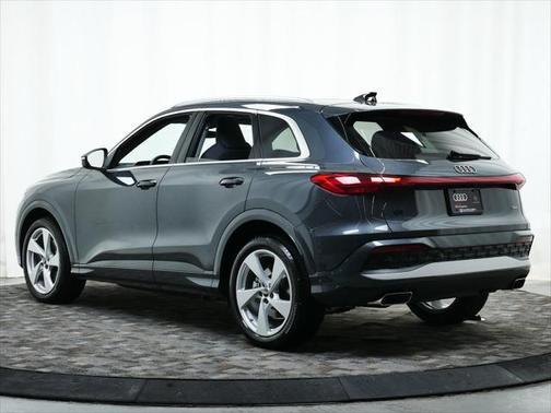 2025 Audi Q5 Prestige
