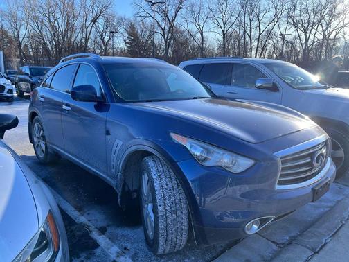 2015 INFINITI QX70 Base