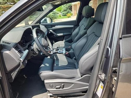 2024 Audi Q5 45 S line Premium Plus