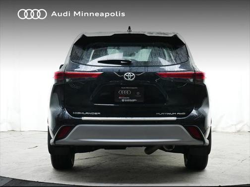 2020 Toyota Highlander Platinum