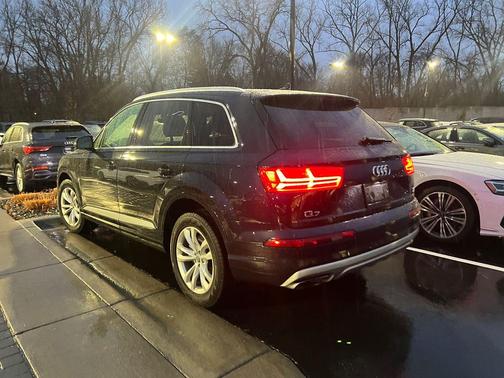 2018 Audi Q7 3.0T Premium Plus