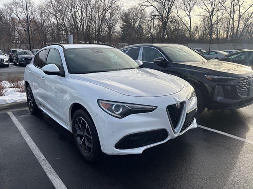 2020 Alfa Romeo Stelvio Ti Sport