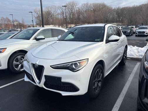 2020 Alfa Romeo Stelvio Ti Sport