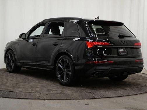 2026 Audi Q7 55 Premium Plus