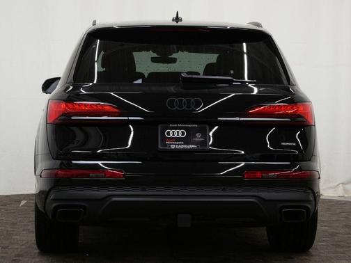 2026 Audi Q7 55 Premium Plus