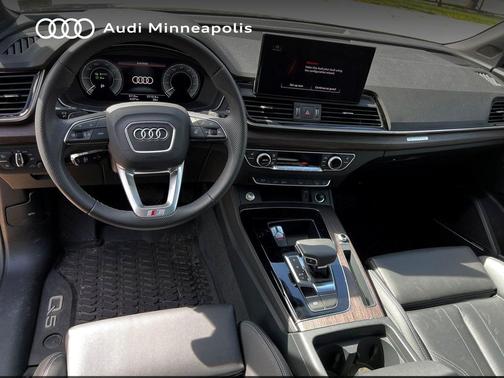 Daytona Gray Pearl 2025 Audi Q5 55 S line Premium Plus
