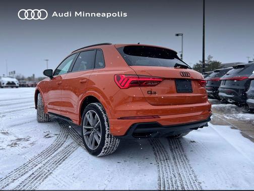 2025 Audi Q3 Premium 45 TFSI S line quattro Tiptronic