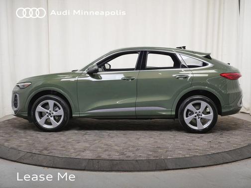 Green Metallic 2025 Audi Q5 Premium Plus TFSI quattro S tronic