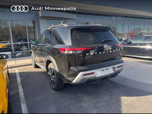 Super Black 2023 Nissan Pathfinder Platinum 4WD