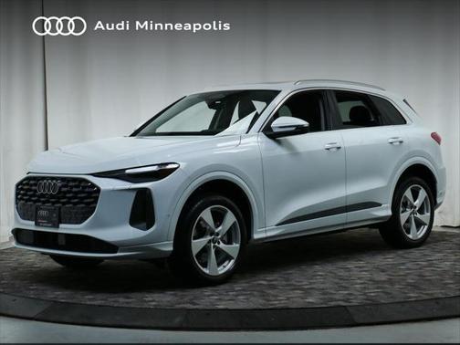 2025 Audi Q5 Premium Plus