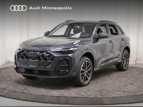 Tambora Gray Metallic 2026 Audi Q5 Premium Plus TFSI quattro S tronic