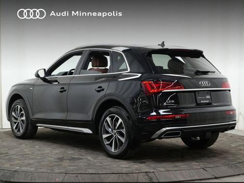 2023 Audi Q5 45 S line Premium Plus