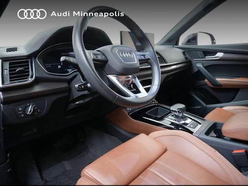 2023 Audi Q5 45 S line Premium Plus