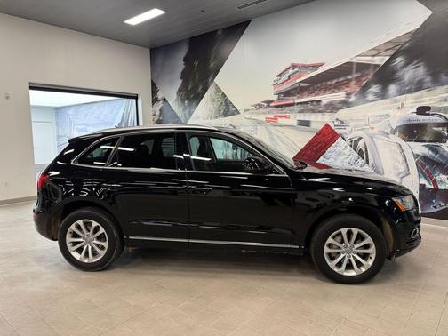 2016 Audi Q5 2.0T Premium Plus