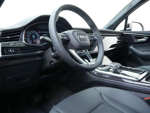 2026 Audi Q7 55 Premium Plus