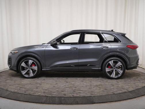 Daytona Gray Metallic 2026 Audi SQ5 3.0T Premium Plus