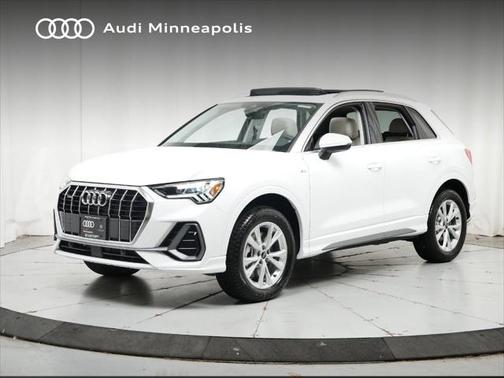 2024 Audi Q3 Premium 45 TFSI S line quattro Tiptronic