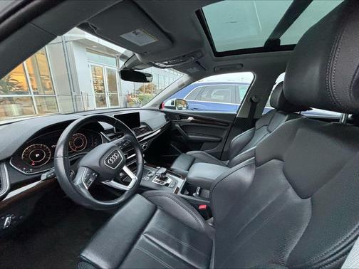 2018 Audi Q5 2.0T Tech Premium