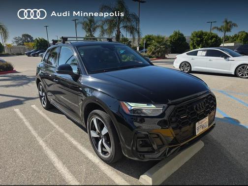 Mythos Black Metallic 2023 Audi Q5 45 S line Premium Plus