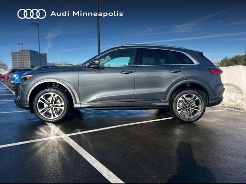 2025 Audi Q5 Premium Plus TFSI quattro S tronic